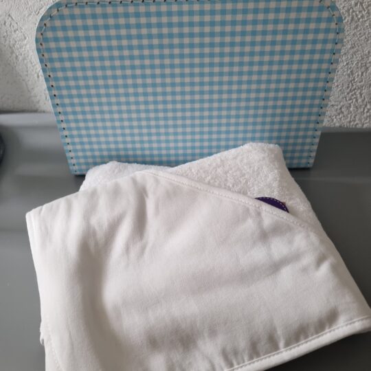 Kinderkoffertje met omslagdoek